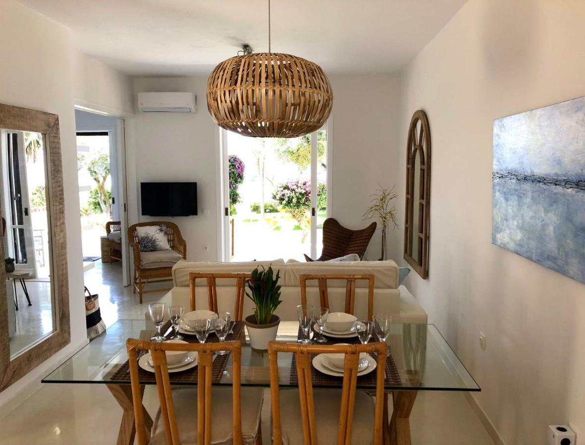 Aqua Seafront Glyfada Corfu Beach House With Garden Exterior foto
